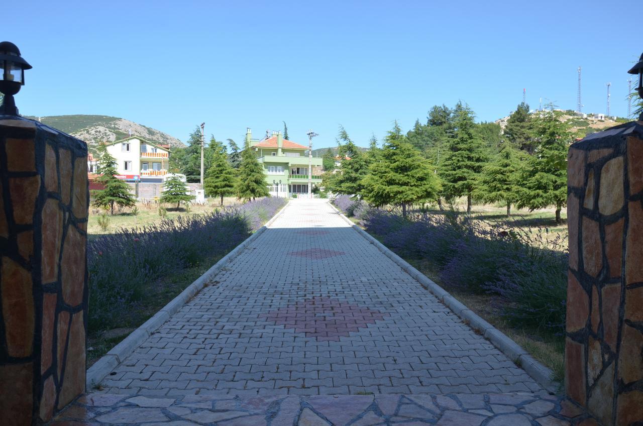 Ustundag Otel Keciborlu Kültér fotó