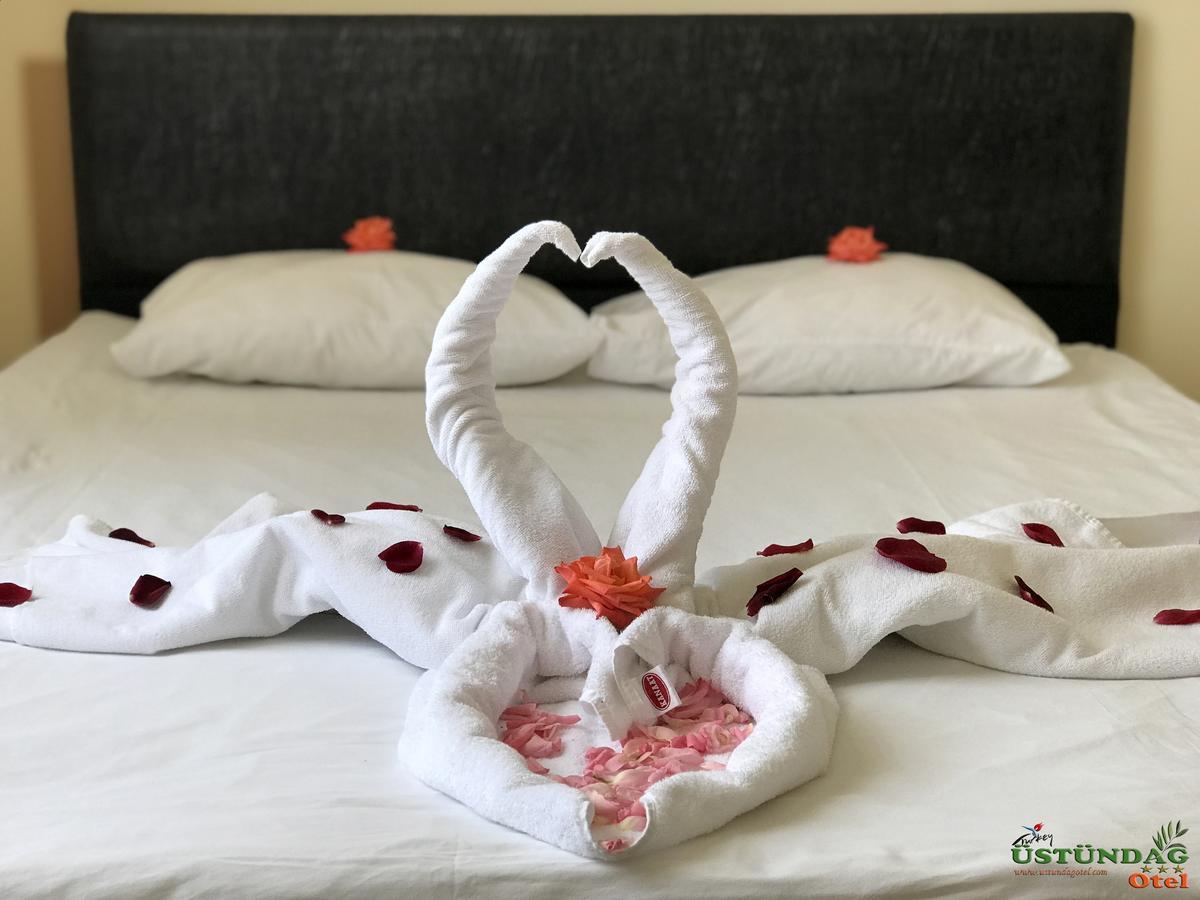 Ustundag Otel Keciborlu Kültér fotó