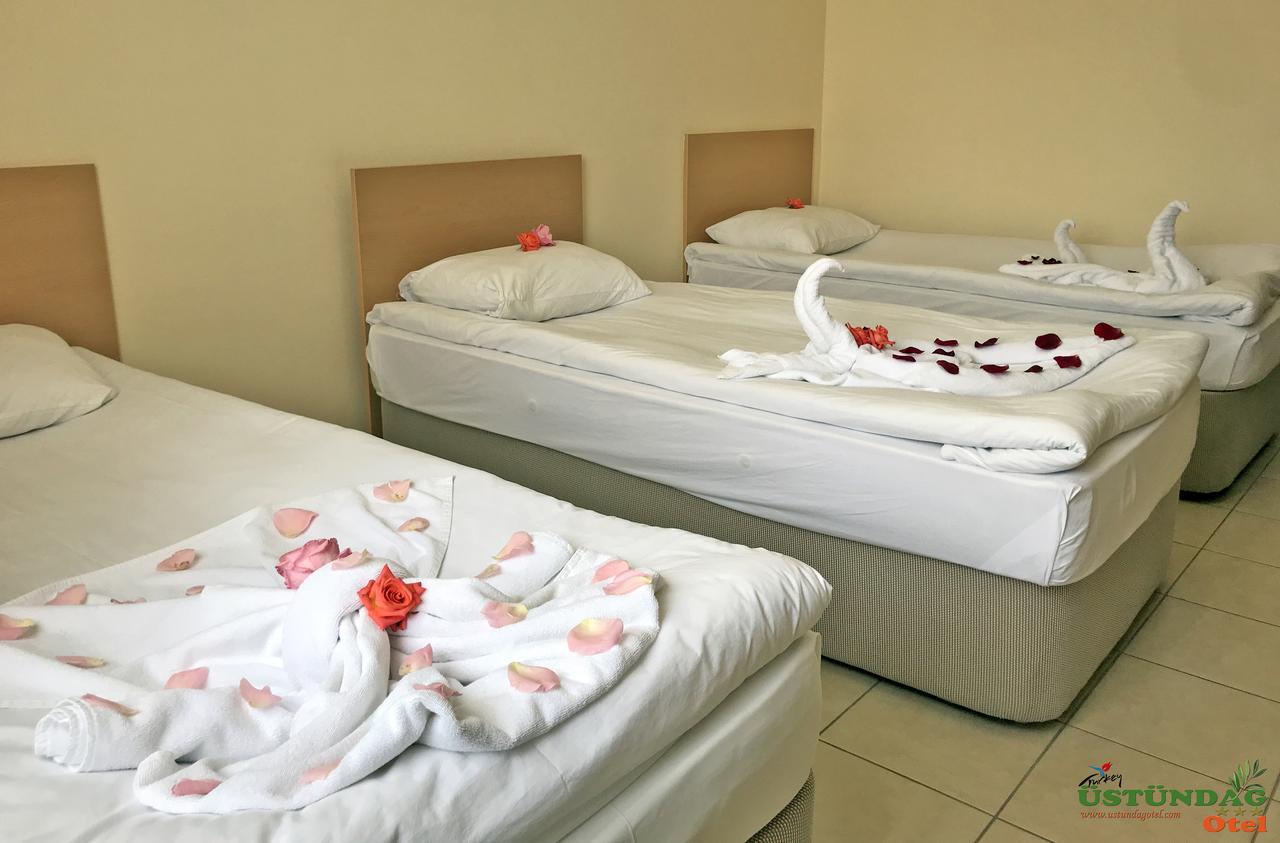 Ustundag Otel Keciborlu Kültér fotó